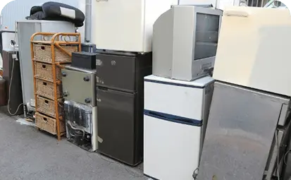 貴重品・処分品の仕分け作業画像